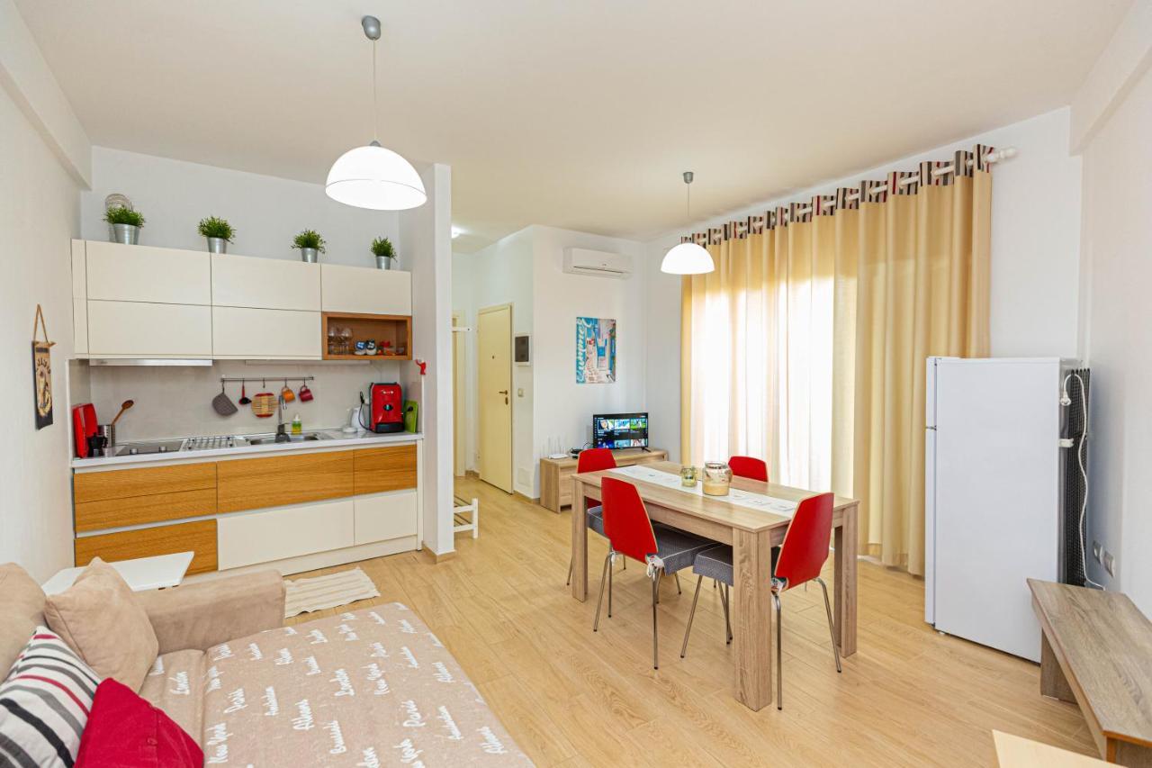 Villa Amos At Aquamarine Residence Влёра Экстерьер фото
